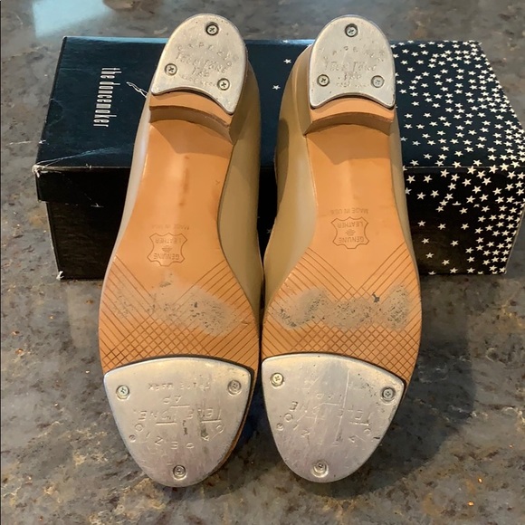 Capezio Tan Tap Shoes-🎉SALE - Picture 2 of 3